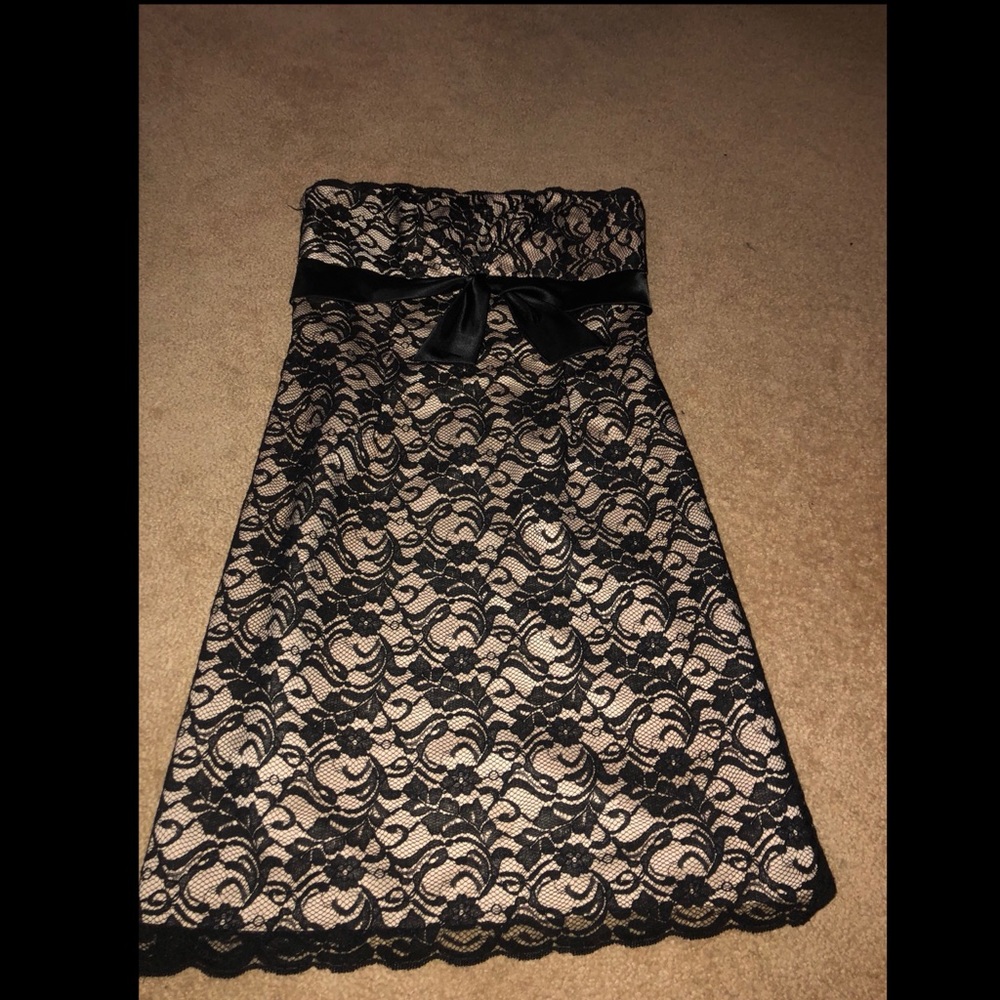 White House Black Market lace dress